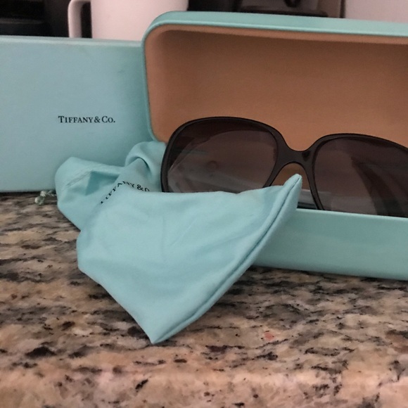*SOLD* Tiffany & Co. sunglasses - Picture 1 of 5